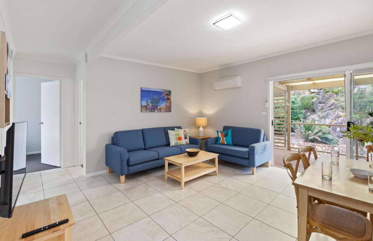 Tathra Beach House Holiday Apartments Экстерьер фото