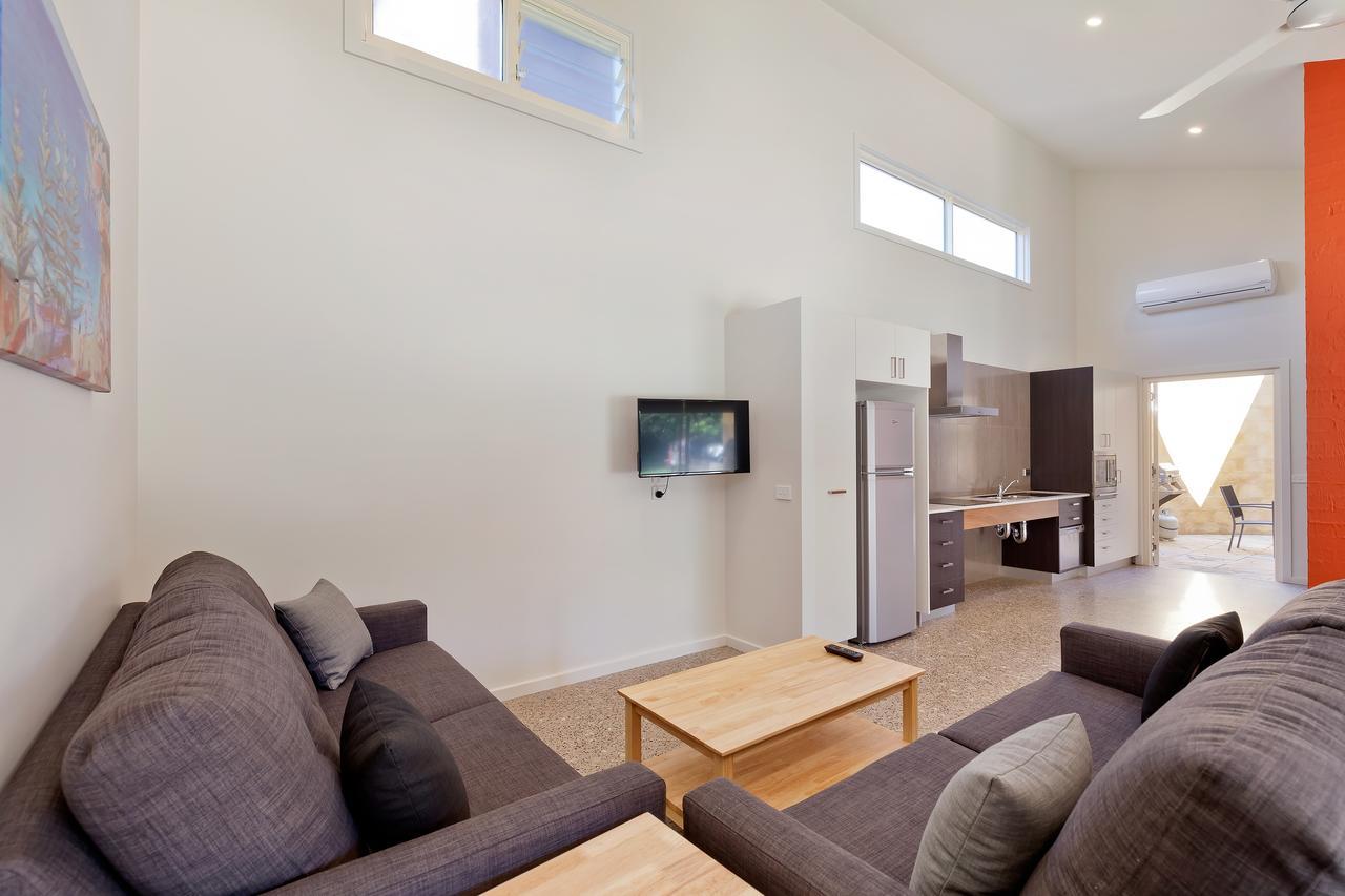 Tathra Beach House Holiday Apartments Экстерьер фото